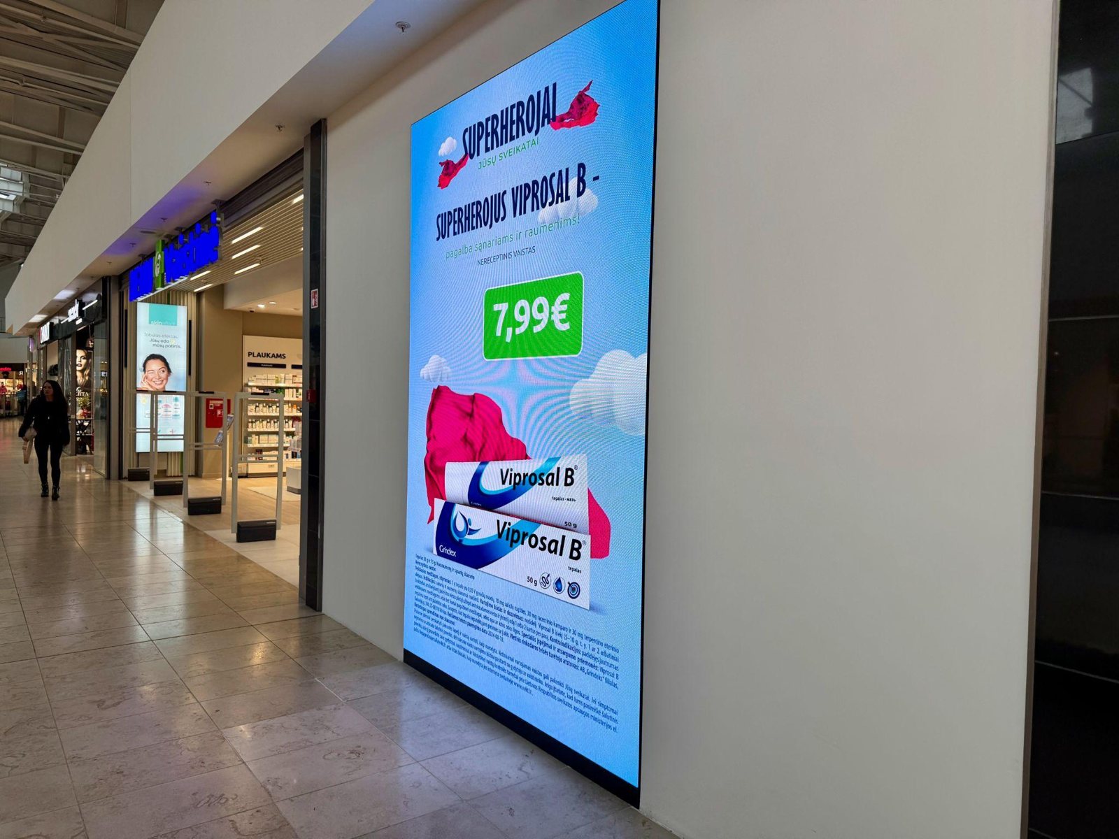 IKI · Baltasis Tiltas — P4 LED